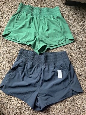 BUNDLE! Old Navy Women's Athletic Shorts in Green and Dark Blue